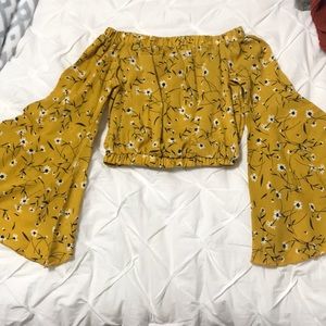 Floral Off the Shoulder Crop Top w/ Flared Sleeves